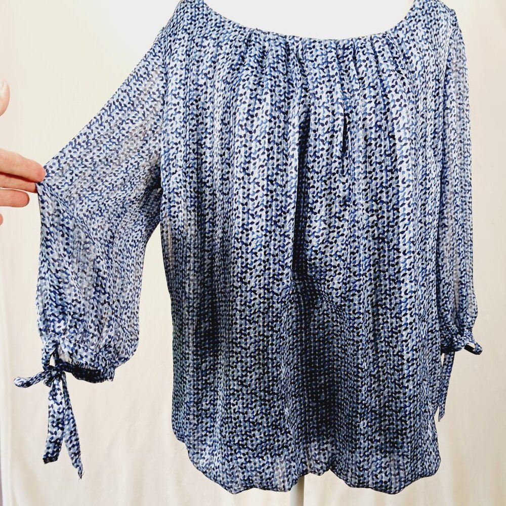 Roz & Ali 1X Top, 3/4 Sleeve, Blue, White & Black Abstract Print, Stretch Waist - Picture 6 of 16